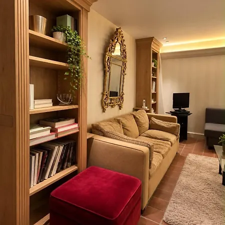 Le Moliere - Louvre Palais Royal Apartment Paris